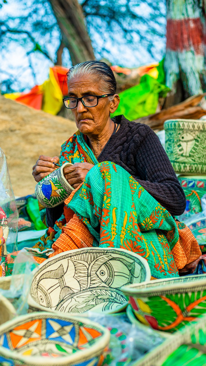 indian handicraft, woman, entrepreneur-7837974.jpg